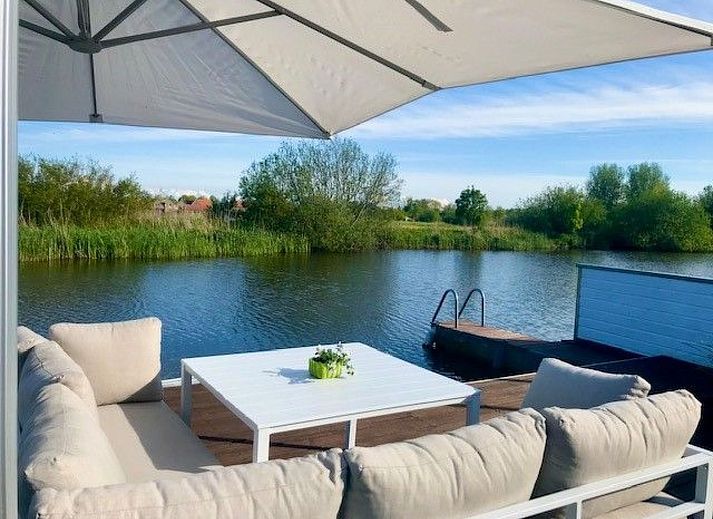 Verblijf 460139 - Vakantiewoning IJsselmeerkust - Vakantiehuis in Wervershoof mit Terrasse und Garten