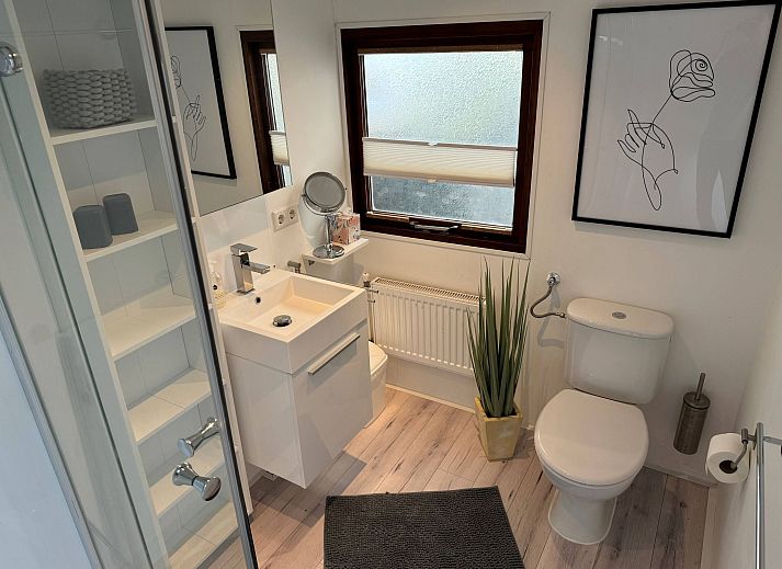 Verblijf 460139 - Vakantiewoning IJsselmeerkust - Vakantiehuis in Wervershoof mit Terrasse und Garten