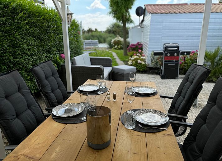 Verblijf 460139 - Vakantiewoning IJsselmeerkust - Vakantiehuis in Wervershoof mit Terrasse und Garten