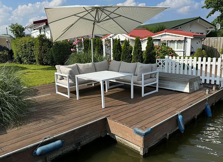 Verblijf 460139 - Vakantiewoning IJsselmeerkust - Vakantiehuis in Wervershoof mit Terrasse und Garten