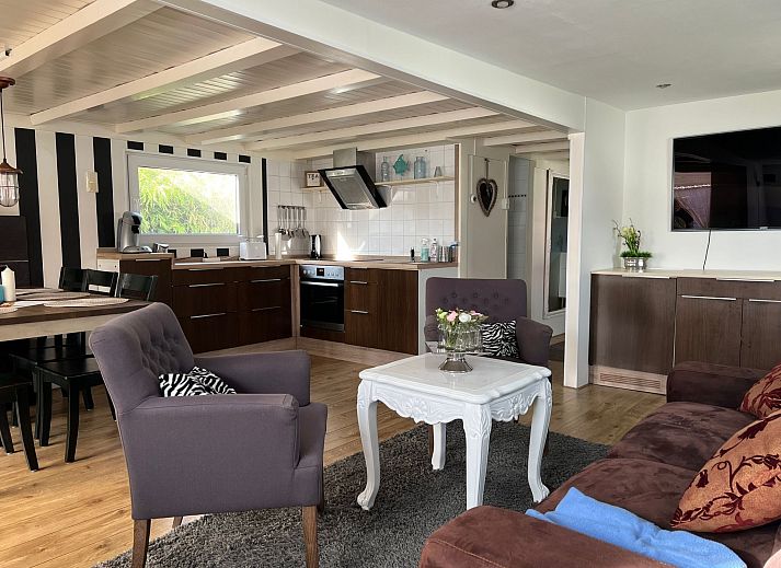 Guest house 460141 - Holiday property IJsselmeerkust - Vakantiehuis Charmantes Ferienhaus "Hilda" mit Terrasse