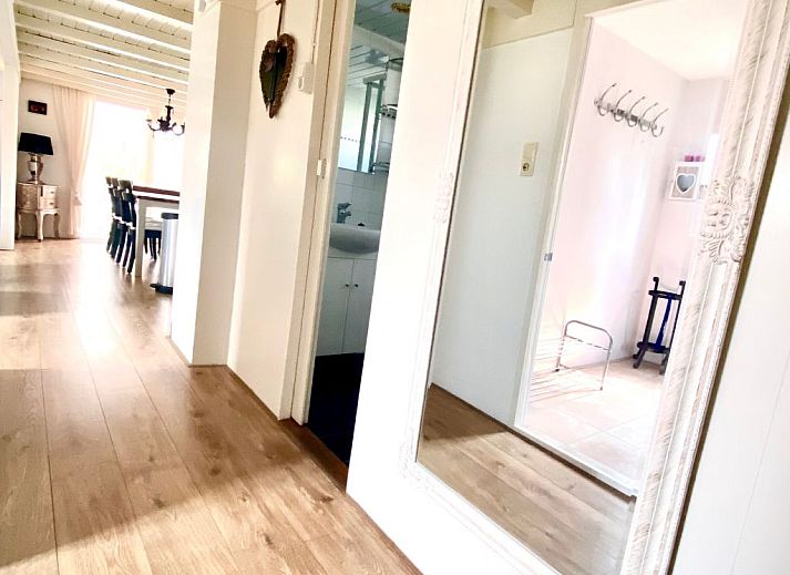 Guest house 460141 - Holiday property IJsselmeerkust - Vakantiehuis Charmantes Ferienhaus "Hilda" mit Terrasse