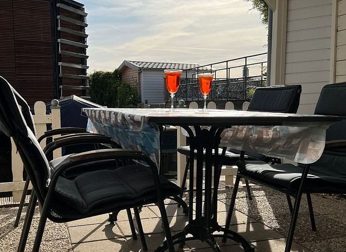 Guest house 460141 - Holiday property IJsselmeerkust - Vakantiehuis Charmantes Ferienhaus "Hilda" mit Terrasse