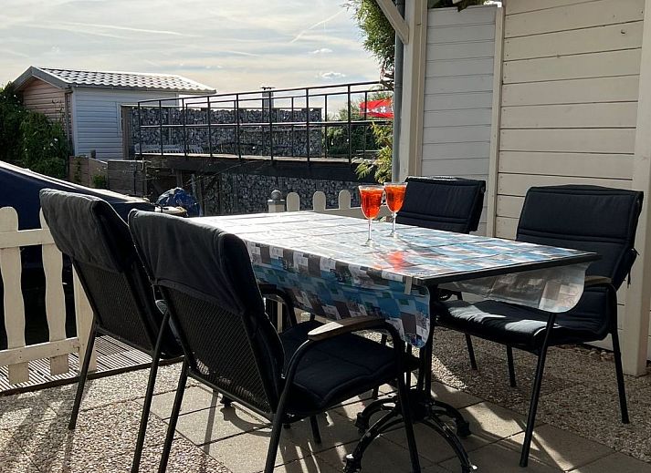 Guest house 460141 - Holiday property IJsselmeerkust - Vakantiehuis Charmantes Ferienhaus "Hilda" mit Terrasse