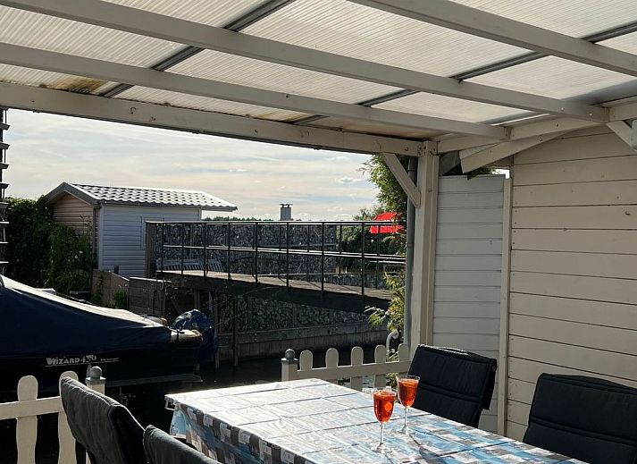 Guest house 460141 - Holiday property IJsselmeerkust - Vakantiehuis Charmantes Ferienhaus "Hilda" mit Terrasse