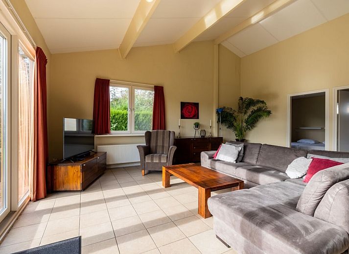 Guest house 460145 - Chalet IJsselmeerkust - 17674