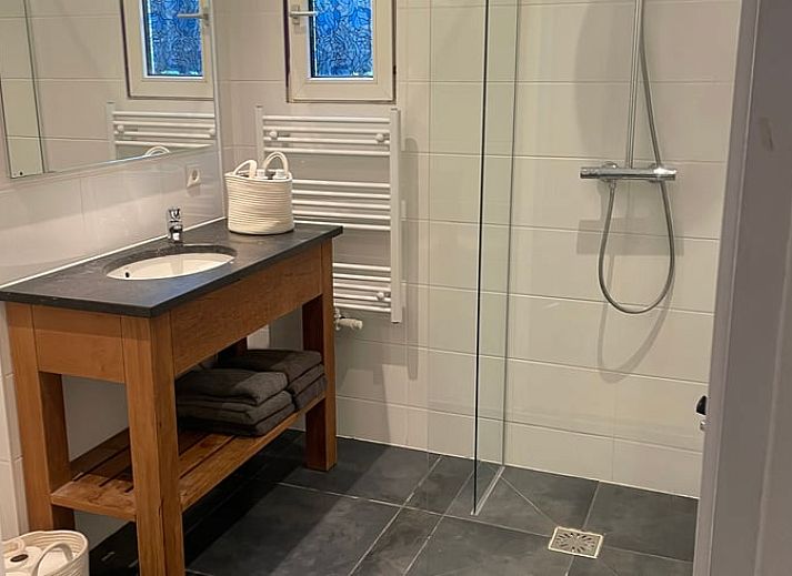 Gemuetliches Ferienhaus in Andijk, mitten im Gruenen, ideal gelegen an der IJsselmeerkueste in Nordholland.