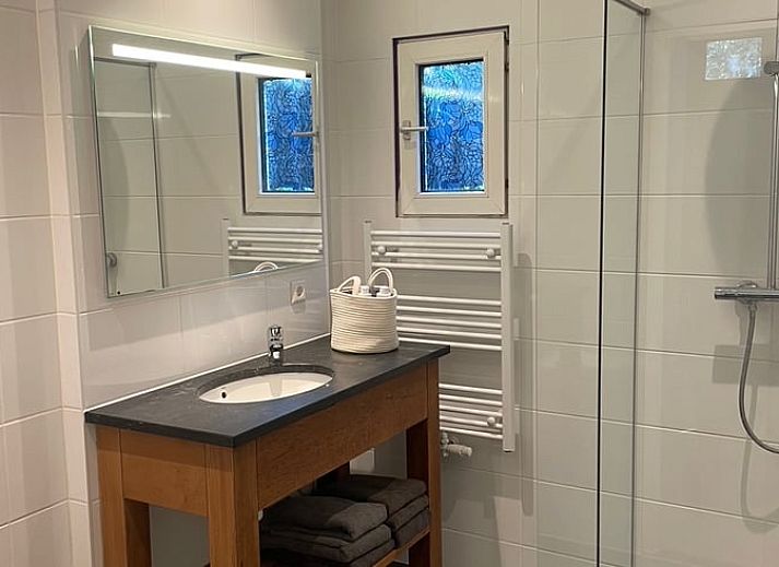 Gemuetliches Ferienhaus in Andijk, mitten im Gruenen, ideal gelegen an der IJsselmeerkueste in Nordholland.