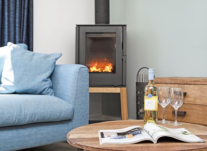 Ontspannen bij de haard in Volendam 6-persoons bungalow, IJsselmeerkust.