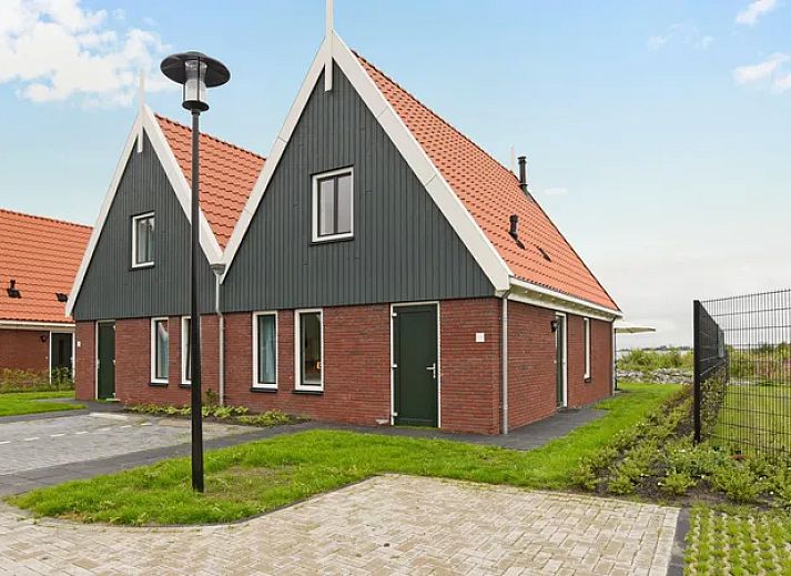 Guest house 460338 • Bungalow IJsselmeerkust • Volendam | 6-persoons bungalow | 6L1 