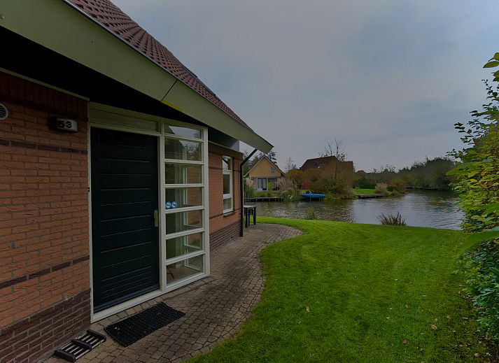 Freistehendes Haus in Medemblik mit Terrasse und Garten, ideales Ferienhaus an der Kste des IJsselmeers in Nordholland.