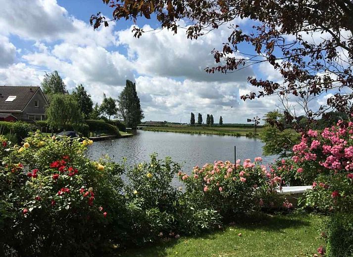 Gemuetliches Hallenbad im Ferienhaus NH251 in Medemblik, Nordholland, ideal fuer Familien.