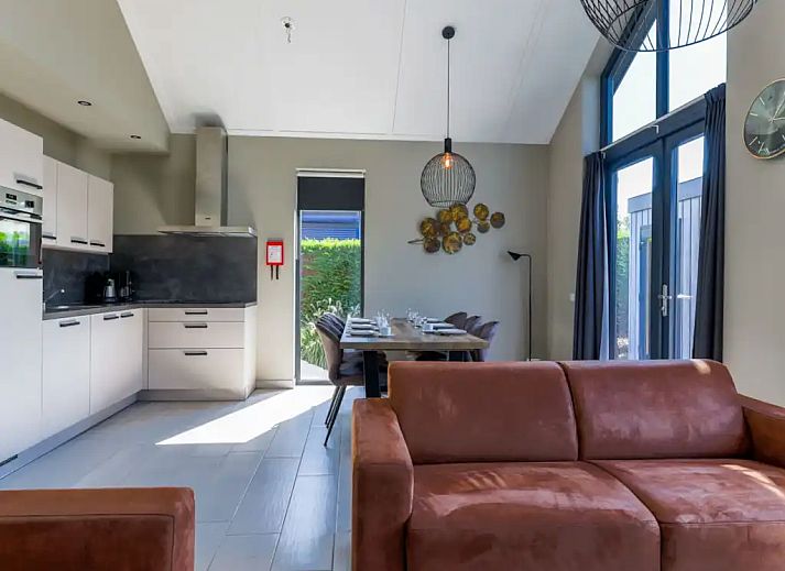 Guest house 460425 - Chalet IJsselmeerkust - Wilgenroos 6p. - Meeuwenlaan 170