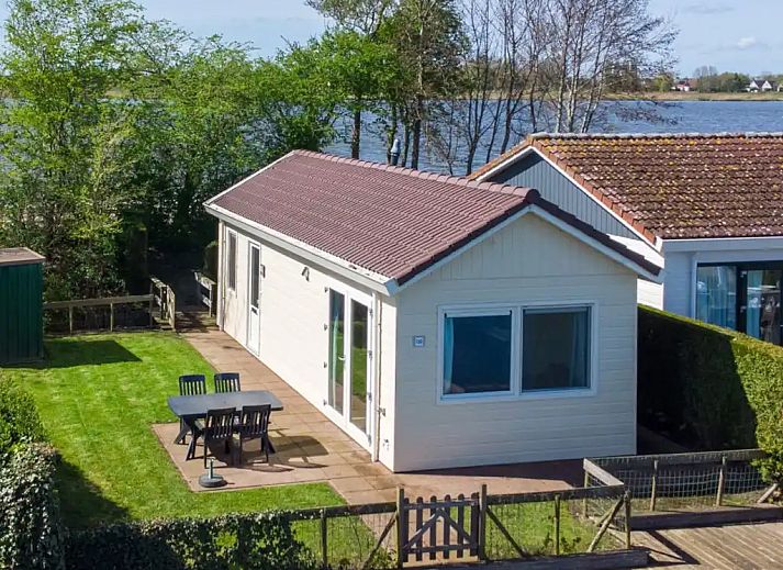 Guest house 460454 - Chalet IJsselmeerkust - Vlotvaren 3p. - Violenlaan 150