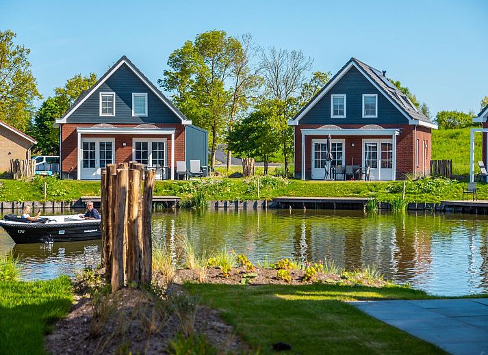 Guest house 460474 • Holiday property IJsselmeerkust • Watervilla Sauna 6 