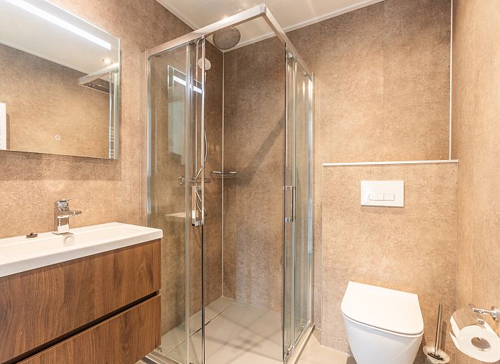 Guest house 461240 - Holiday property IJsselmeerkust - Cube Split Hottub