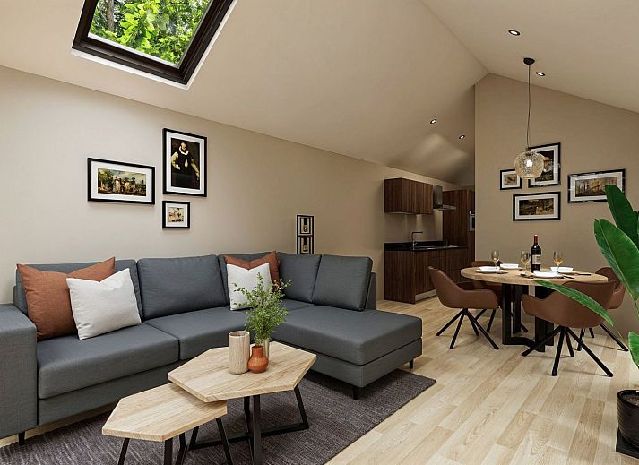 Freistehendes Haus in Enkhuizen, Nordholland, umgeben von grner Natur und Bumen, ideales Ferienhaus an der Kste des IJsselmeers.