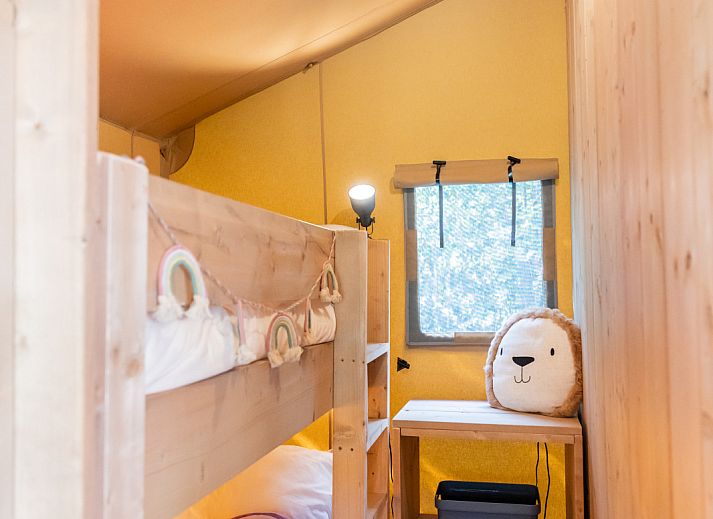 Guest house 461632 - Tent house IJsselmeerkust - De Bos Tent met Kachel