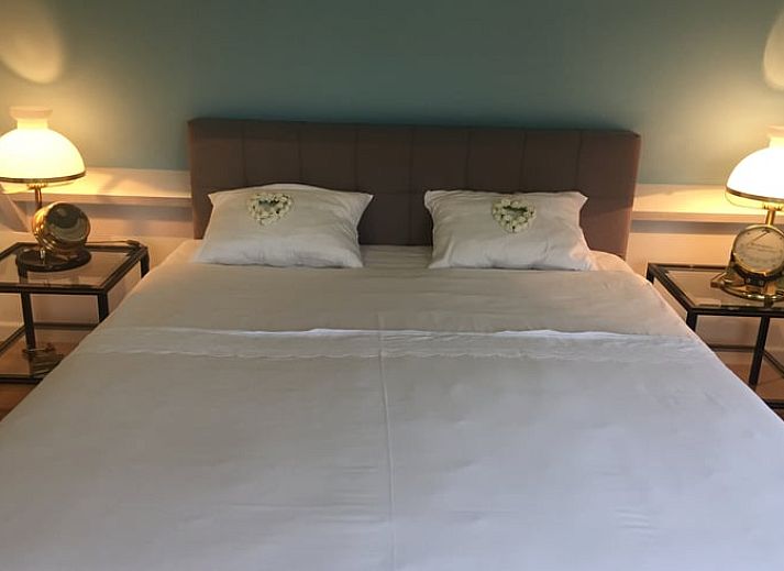 Fruehlingsgarten im Ferienhaus in Twisk, ideal zum Entspannen in der Natur von Nordholland, IJsselmeerkueste.