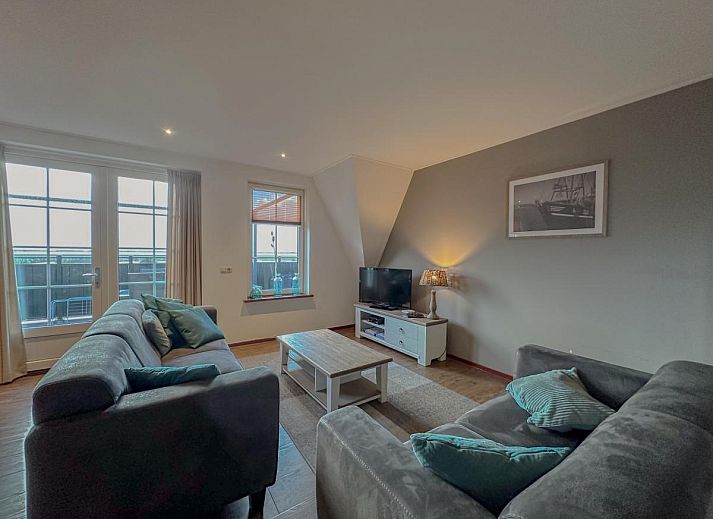 Ferienhaus Wadden House in Westerland, Nordholland, mit grosszuegigem Aussenbereich und moderner Architektur.