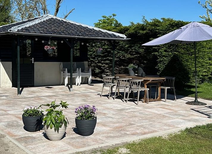 Gemuetliches Ferienhaus in Anna Paulowna mit Fenstertueren, gelegen in Nordholland, Wattenkueste.