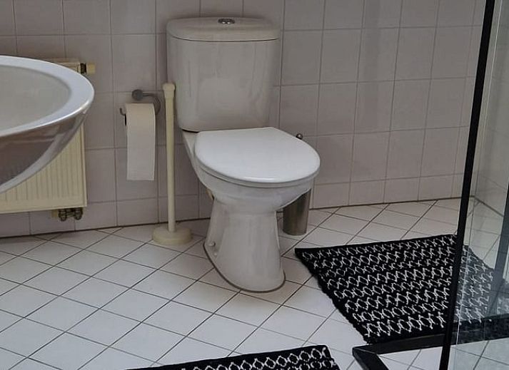 Terras van Vakantiehuis in Anna Paulowna, Waddenkust, Noord-Holland, met ruime zitgelegenheid.