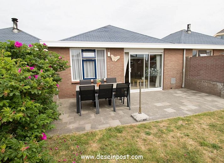 Callantsoog the Seinpost nr 6 bungalow with sunny terrace in Callantsoog, North Sea coast, North Holland.