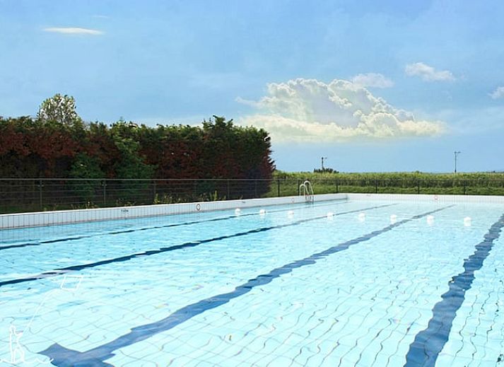 Private sauna and luxury bathroom in Holiday home in Oudesluis, North Holland for ultimate relaxation.