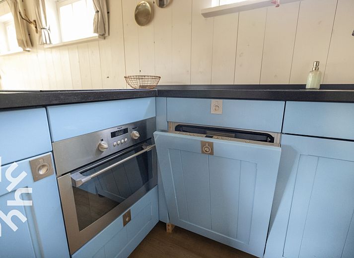 Strand in de buurt van NH495 vakantiehuis, Sint-Pancras, Noord-Holland.