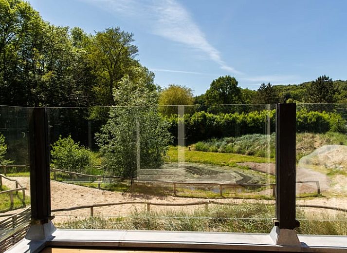 Gemuetliches Schlafzimmer mit Aussicht in Cottage in Schoorl, Ferienhaus in Nordholland Nord, Schoorl.