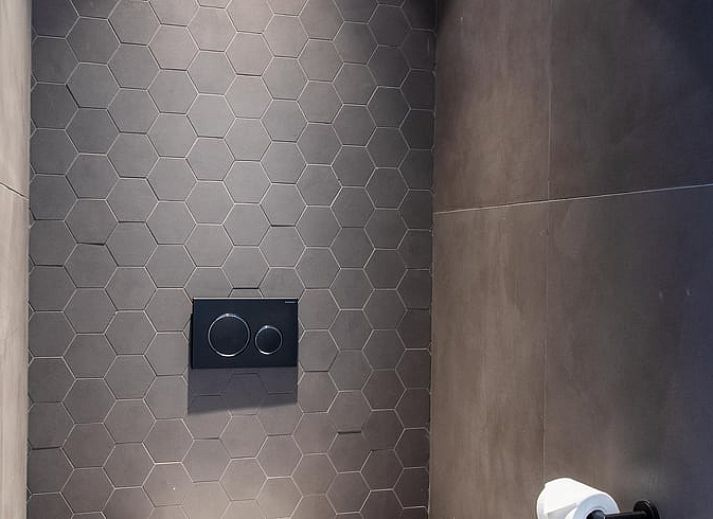 Gemuetliches Schlafzimmer mit Aussicht in Cottage in Schoorl, Ferienhaus in Nordholland Nord, Schoorl.