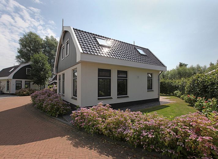 Guest house 4842128 • Holiday property Noord-Holland noord • Restyled Koningshoeve Deluxe 6 personen 