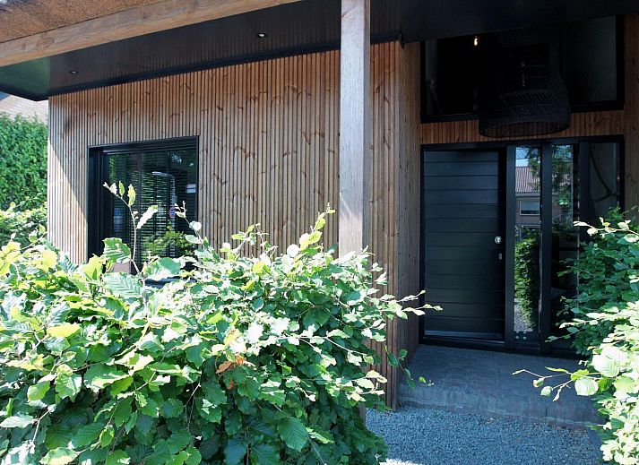 Stilvolles Wohnzimmer in der 8-Personen Duinlodge, Ferienhaus in Schoorl, Noord-Holland.