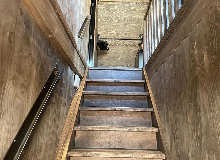 Comfortabele zithoek in 8-12 persoons Groepsverblijf in Schoorl, Noord-Holland voor ontspanning.