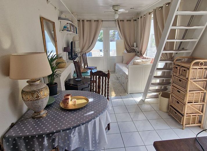 Guest house 484264 - Apartment Noord-Holland noord - Appartement Di Mare