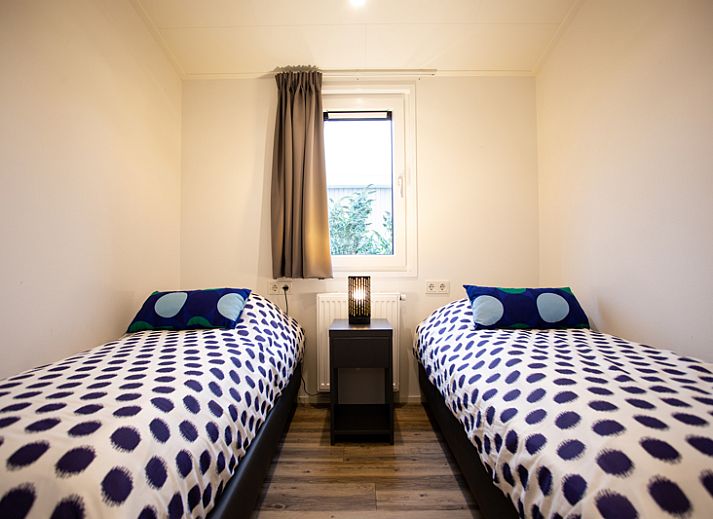 Naturlodge fuer 4 Personen Wellness in Berkhout, Nordholland, mit moderner Veranda und entspannendem Spa in natuerlicher Umgebung.