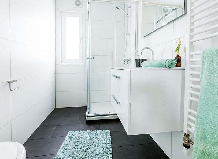 Guest house 490341 - Holiday property Noord-Holland midden - Ferox XL 6 personen