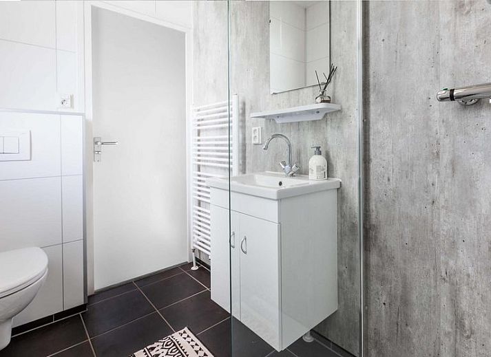 Guest house 490349 - Holiday property Noord-Holland midden - Module 5 personen