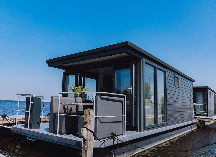 Guest house 490634 • Boat Noord-Holland midden • Waterpark de Meerparel 11