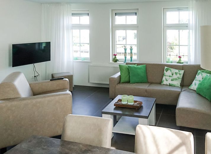 Charmant vakantiehuis Schermer 6 in West-Graftdijk, Noord-Holland, met ruime tuin en terras.