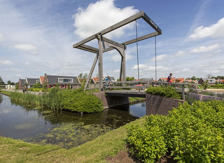 Charmant vakantiehuis Schermer 6 in West-Graftdijk, Noord-Holland, met ruime tuin en terras.