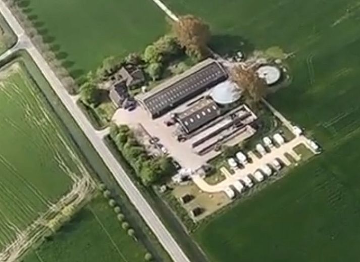 Ontdek de boerderijdieren bij Huisje in Zuid-Scharwoude, een vakantiehuis in Noord-Holland, voor een unieke landelijke ervaring.