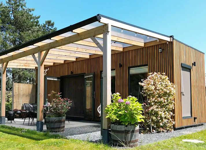 Guest house 495507 - Holiday property Noord-Holland midden - Tinyhouse Woody met sauna &amp; hottub