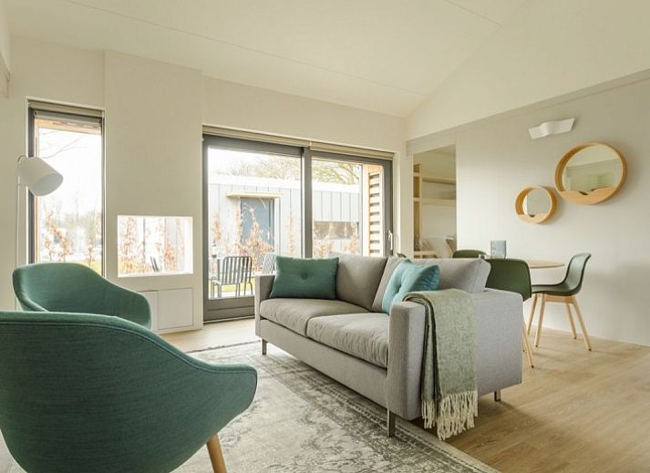 4-person Boekesteyn vacation home in Loosdrecht, North Holland with modern architecture and green surroundings.