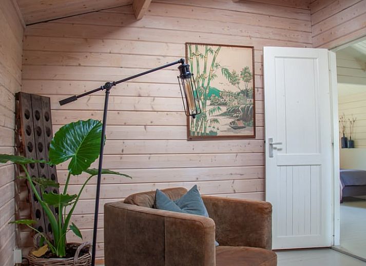 Gemuetliche Sitzecke im Freien in Holiday home in Amsterdam, einem idyllischen Ferienhaus in Amsterdam eo.