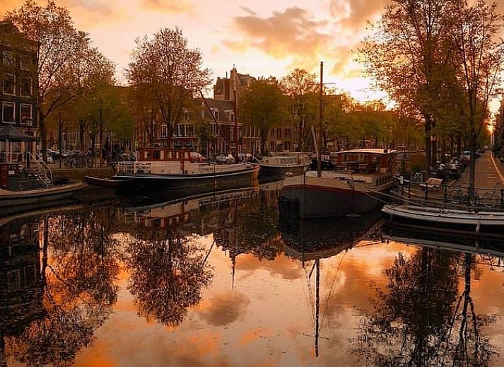 Stylish corner in Holiday home in Amsterdam, modern decoration in vacation home in Amsterdam.