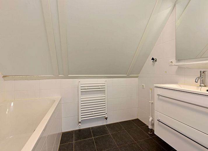 Cozy living room in Detached house in Uitdam, vacation home in Amsterdam eo, North Holland.