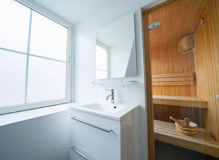 Receptie van EuroParcs Poort van Amste in Uitdam, Amsterdam eo, welkom bij Vakantiehuis Westertoren Sauna 12.