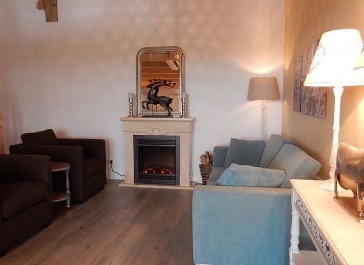 Cozy terrace at Holiday home in Weesp, Amsterdam eo, North Holland, surrounded by green nature and peaceful surroundings.