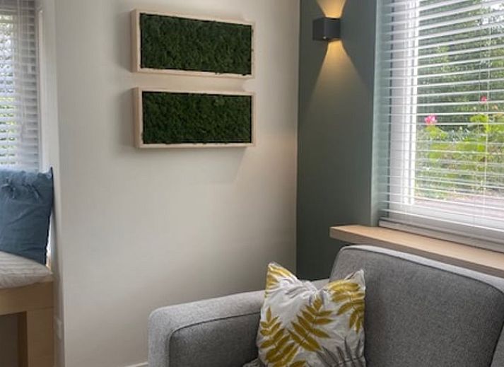 Bluehender Garten im Ferienhaus in Mander, Twente, Overijssel, mit bunten Blumen fuer ein entspannendes Urlaubserlebnis.